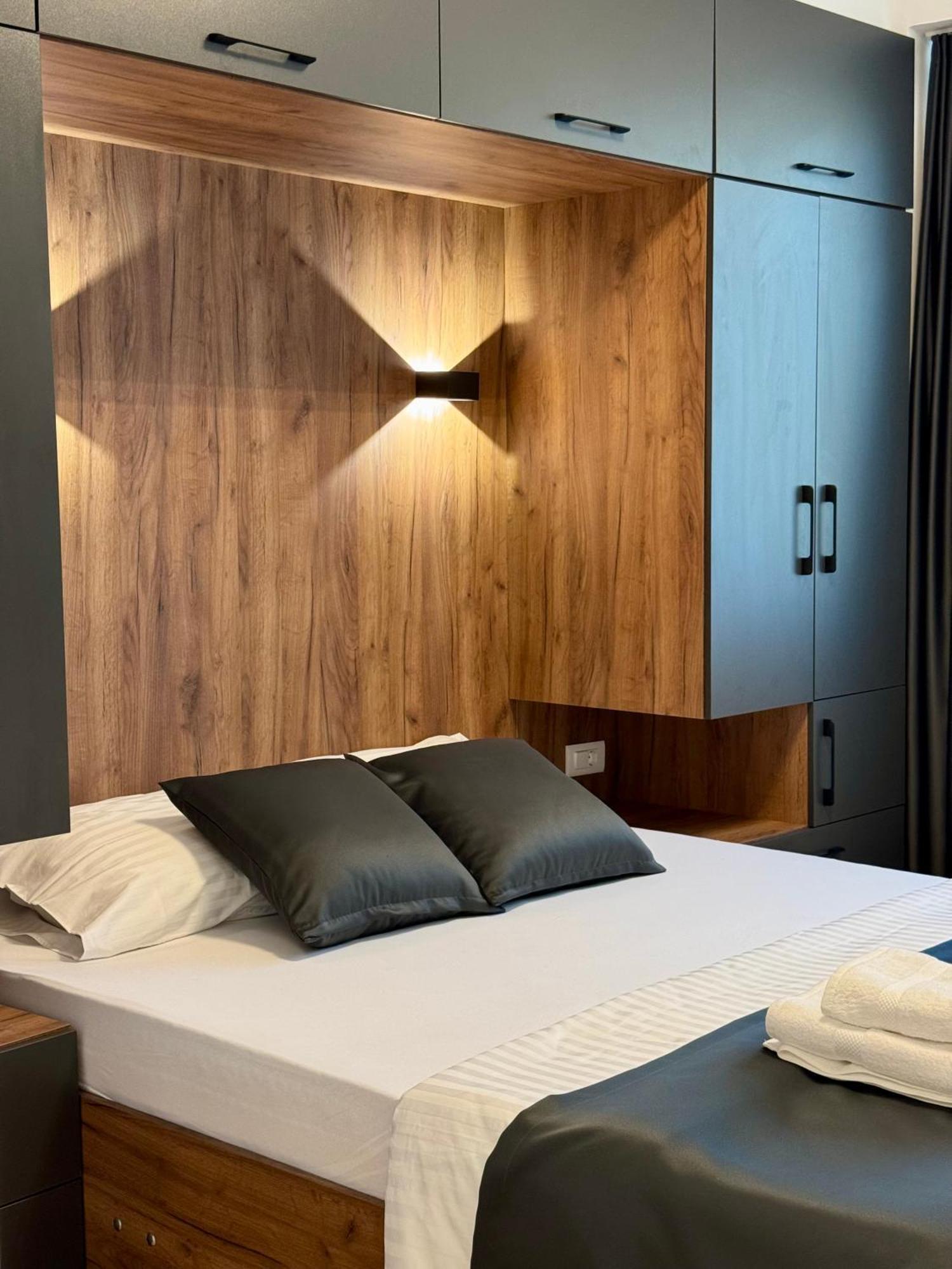 Downtown Riverside Apartments Skopje Zewnętrze zdjęcie