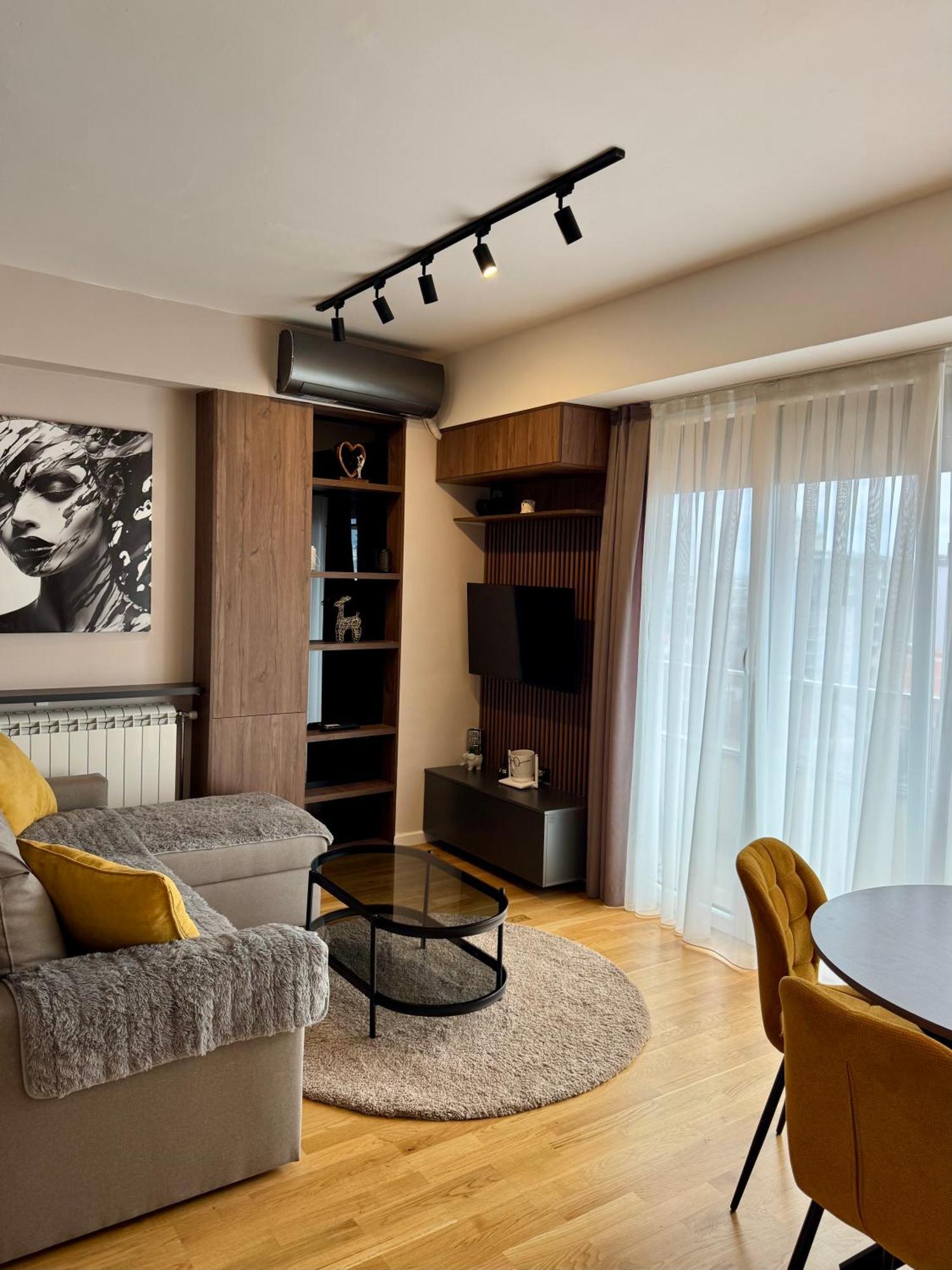 Downtown Riverside Apartments Skopje Zewnętrze zdjęcie