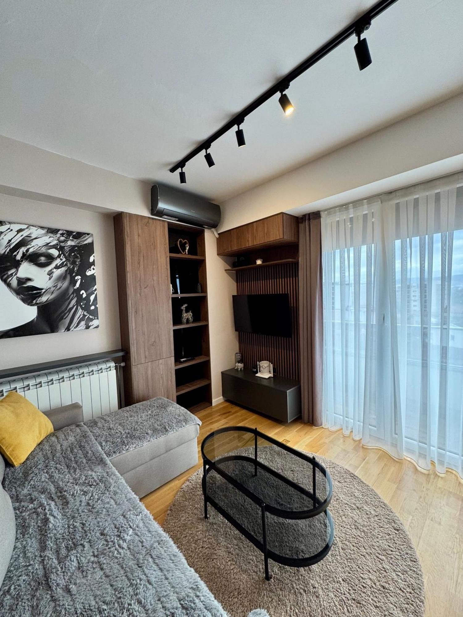 Downtown Riverside Apartments Skopje Zewnętrze zdjęcie