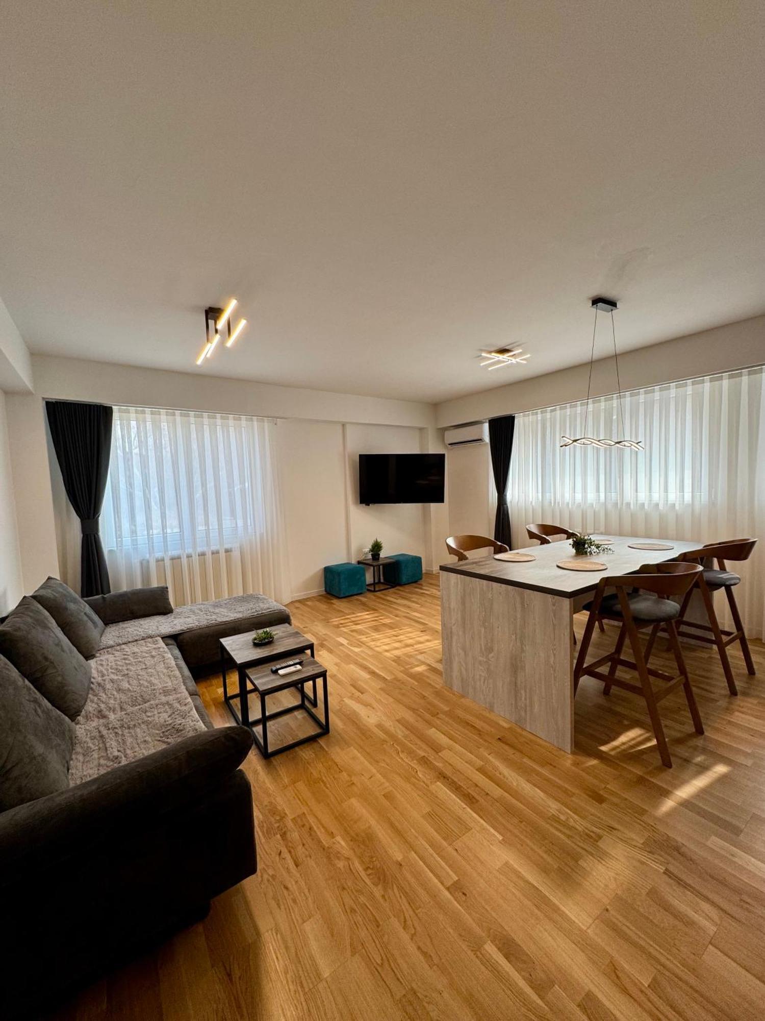 Downtown Riverside Apartments Skopje Zewnętrze zdjęcie