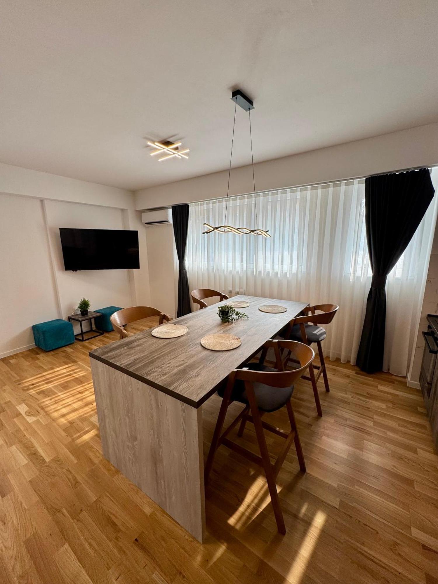 Downtown Riverside Apartments Skopje Zewnętrze zdjęcie
